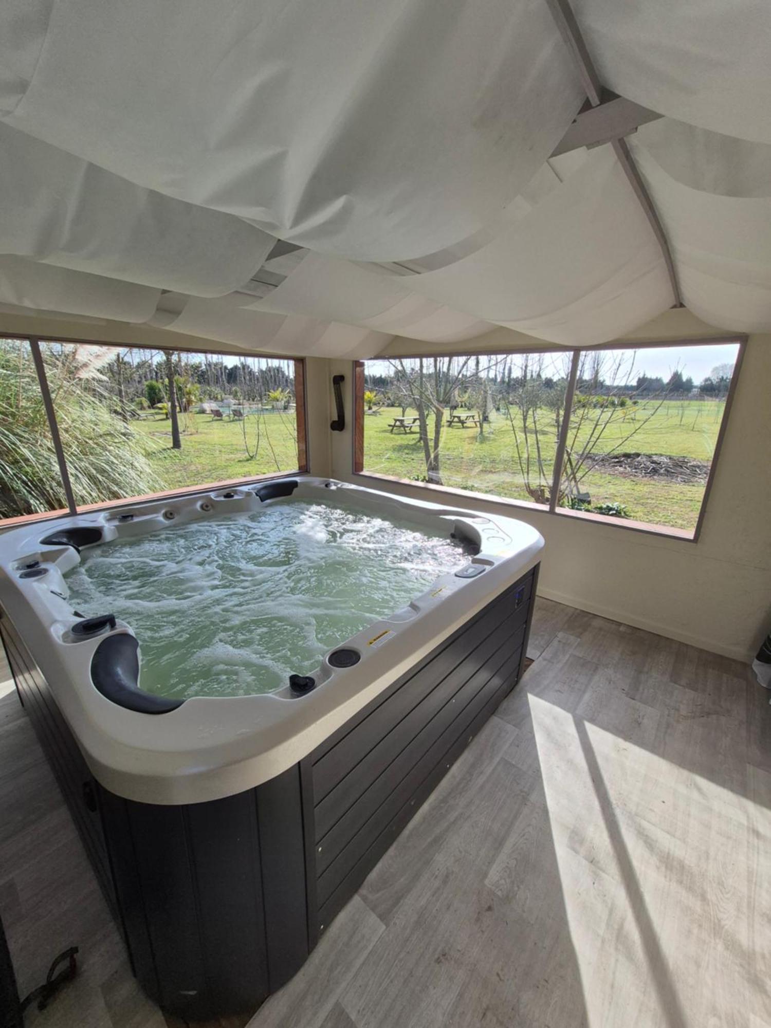 Le Mas Des Cerisiers Jacuzzi Et Sauna Inclus Pour Tous Les Logements Авіньйон Екстер'єр фото